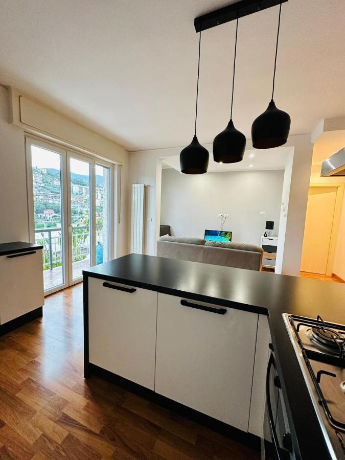 La Casa Di Nesy Apartment Sanremo Ngoại thất bức ảnh